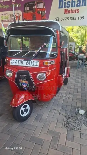 Bajaj RE 4 Stroke 2016