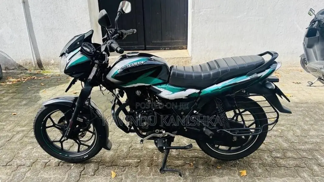 Bajaj Discover 125 2025