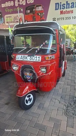 Bajaj RE 4 Stroke 2016