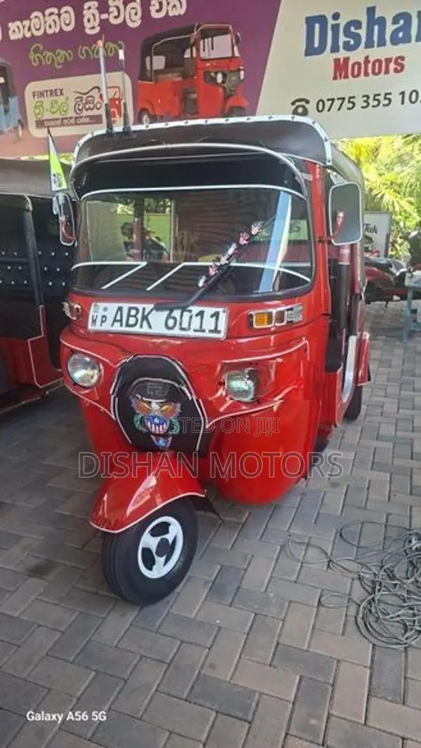 Bajaj RE 4 Stroke 2016