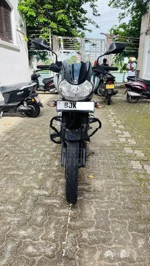 Bajaj Discover 125 2025