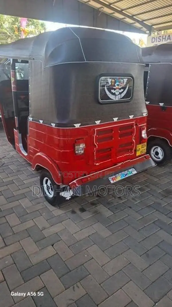 Bajaj RE 4 Stroke 2016