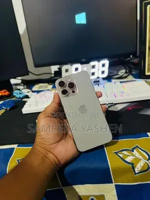 Apple iPhone 15 Pro Max (Used)