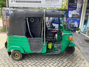Bajaj RE 2013