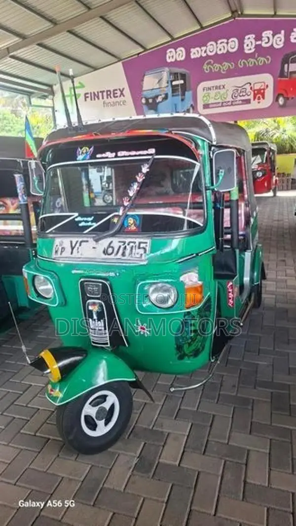 Bajaj RE 4 Stroke 2010