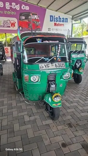Bajaj RE 4 Stroke 2010