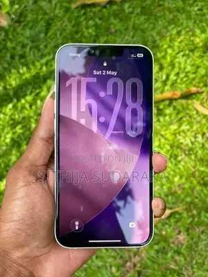 Apple iPhone 13 (Used)
