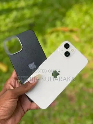 Apple iPhone 13 (Used)