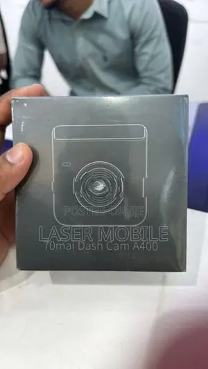 70MAI A400 dash Cam