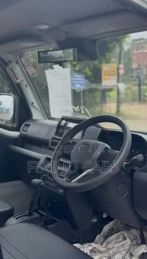 Daihatsu Hijet Freezer 2025