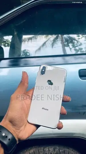 Apple iPhone X (Used)