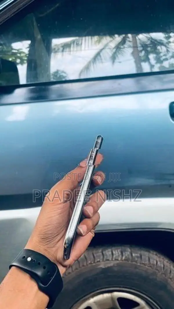 Apple iPhone X (Used)
