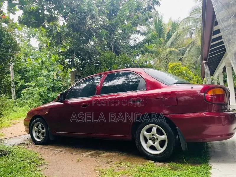 Kia Sephia 2000