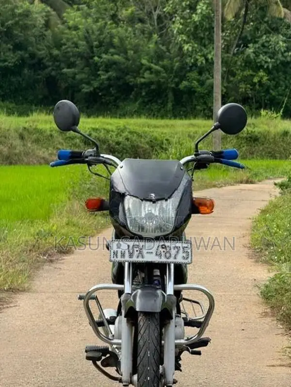 Bajaj CT100 2010