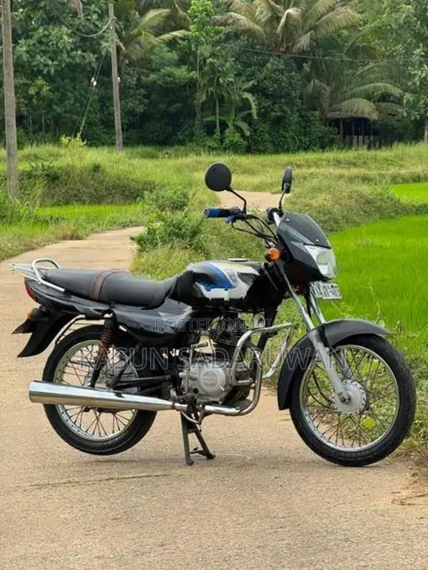 Bajaj CT100 2010