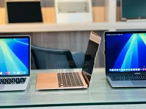Apple MacBook Air M1 Chip +8GB RAM 256GB SSD