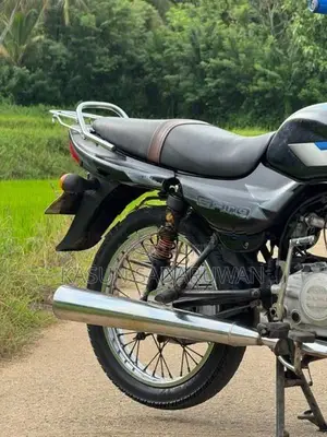 Bajaj CT100 2010