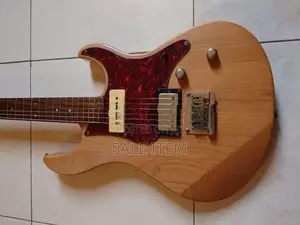 Yamaha Pacifica 311H Electric Guitar