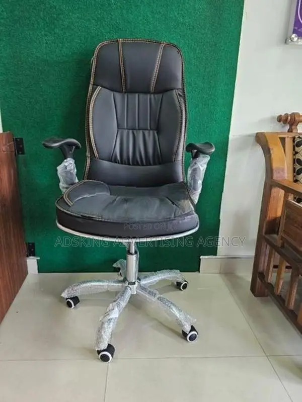 Brand new Manager Office chair C35