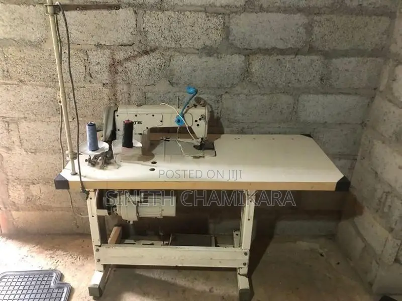 5 Thread Overlock Machine
