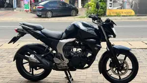 Yamaha FZs V2 2015