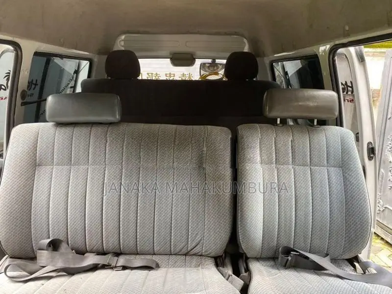 Nissan Vanette 2006