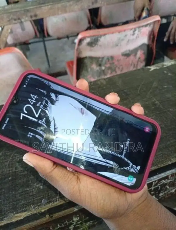 Samsung Galaxy M20 (Used)