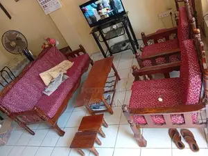 Sofa set with coffee table