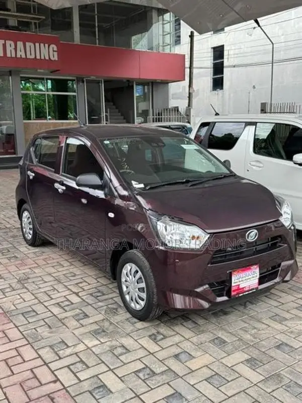 Daihatsu Mira 2024