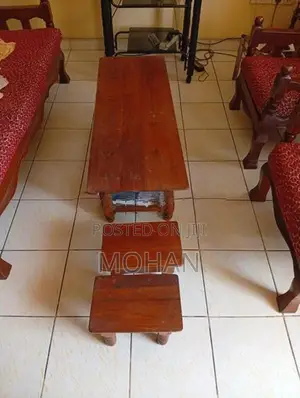 Sofa set with coffee table