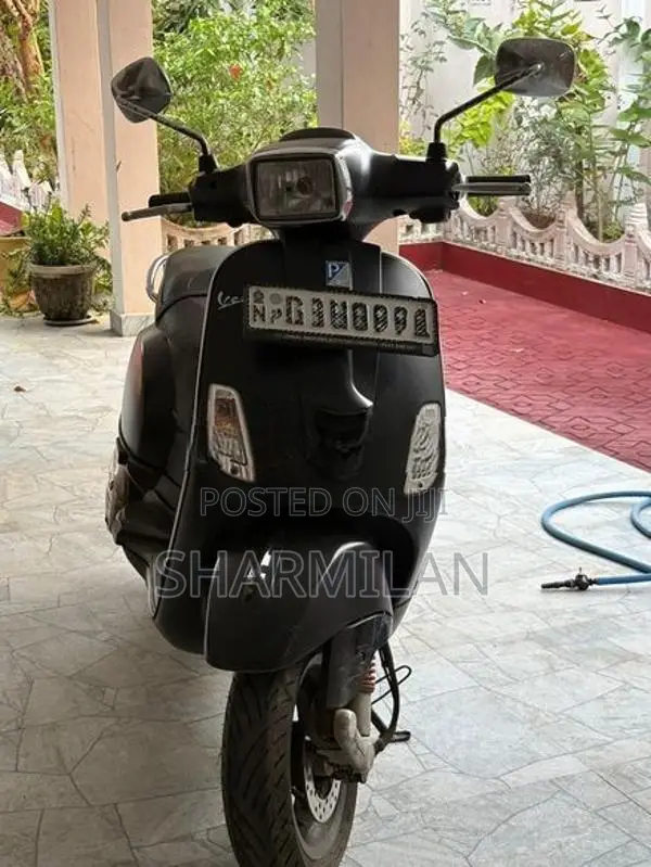 Vespa SXL 2020