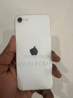 Apple iPhone SE 2 (Used)