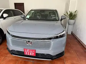 Honda Vezel Z premium 2025