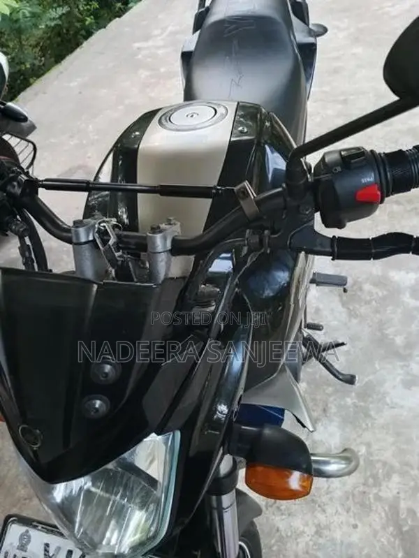 Yamaha FZ S V1 2012