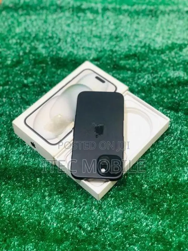 Apple iPhone 15 (Used)