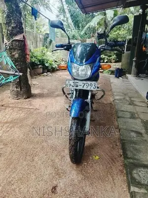 Bajaj Caliber 2004