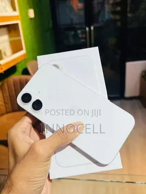 Apple iPhone 16 128GB (Used)