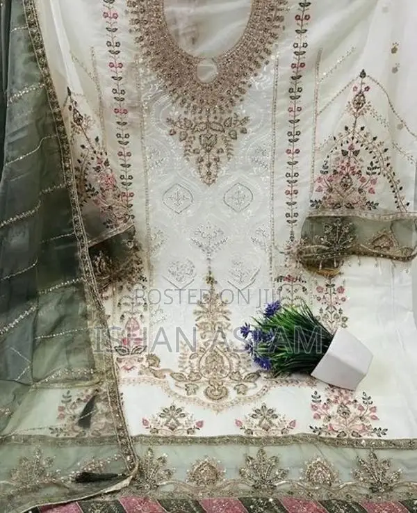Pakistani Shalwar Material Set