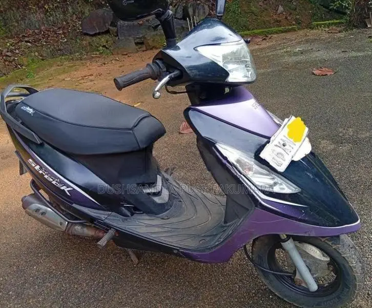 TVS Streak SCOOTY 2012