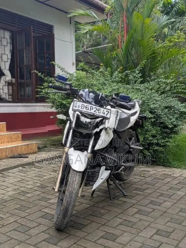 TVS Apache RTR 200 4V 2018