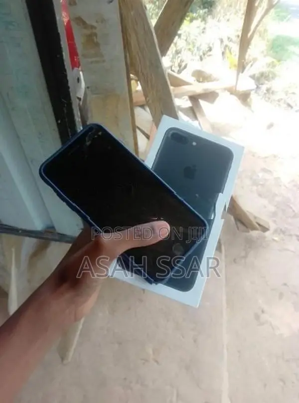 Apple iPhone 7 Plus (Used)