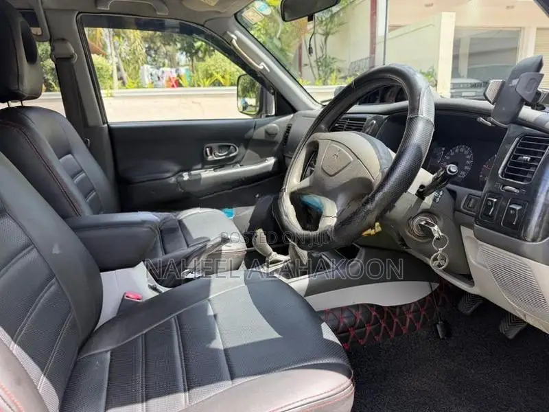 Mitsubishi Montero Sport 2008
