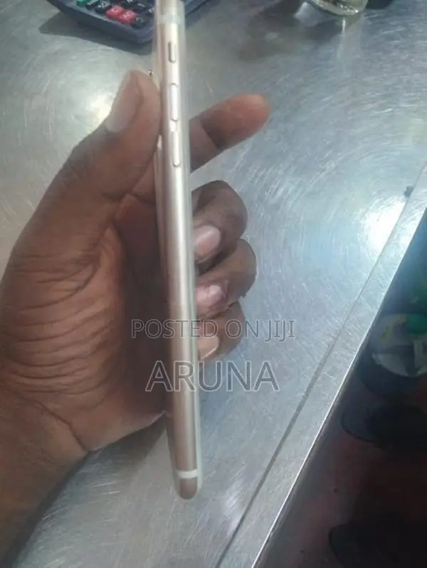 Apple iPhone 6S Plus (Used)