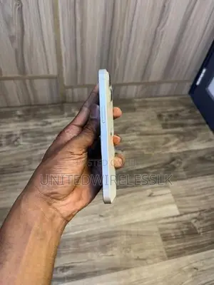 Apple iPhone 14 256GB (Used)