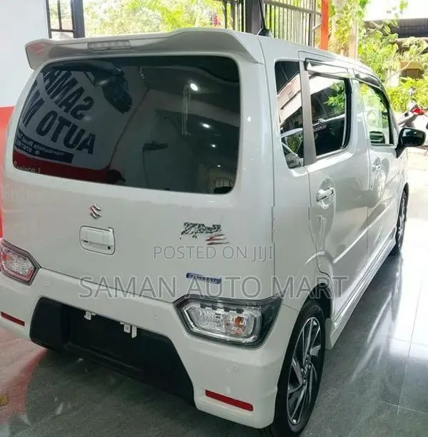 Suzuki Wagon R Custom -Z 2023
