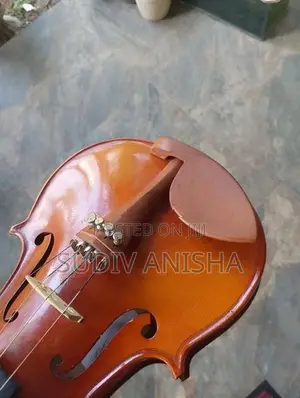 4/4 Full Size Violin with Hard Case Bow