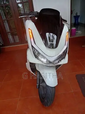 Honda PCX 125 o 2025