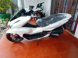 Honda PCX 125 o 2025