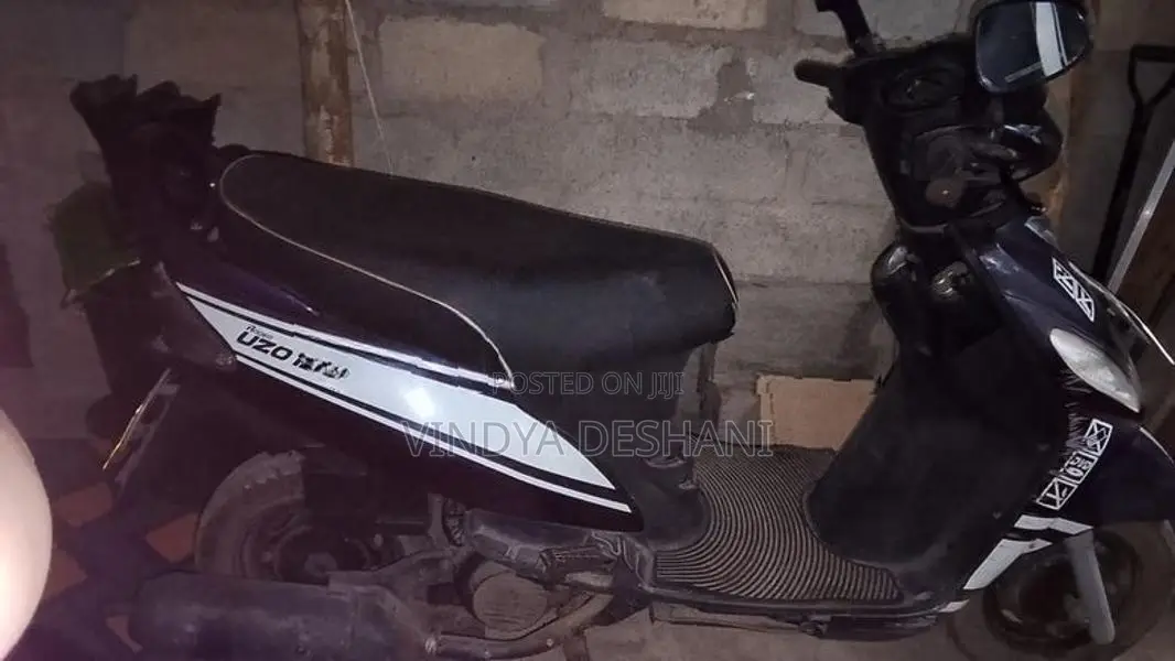 Mahindra Uzo 125 2017