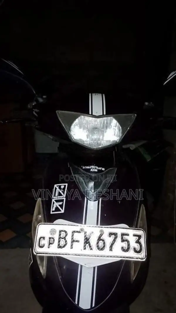 Mahindra Uzo 125 2017